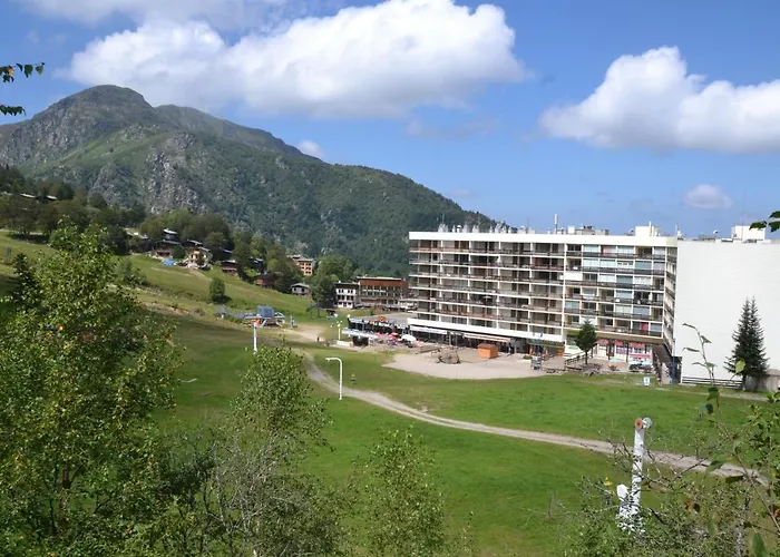 Au Pied Des Pistes De - Pyrenees Montferrier